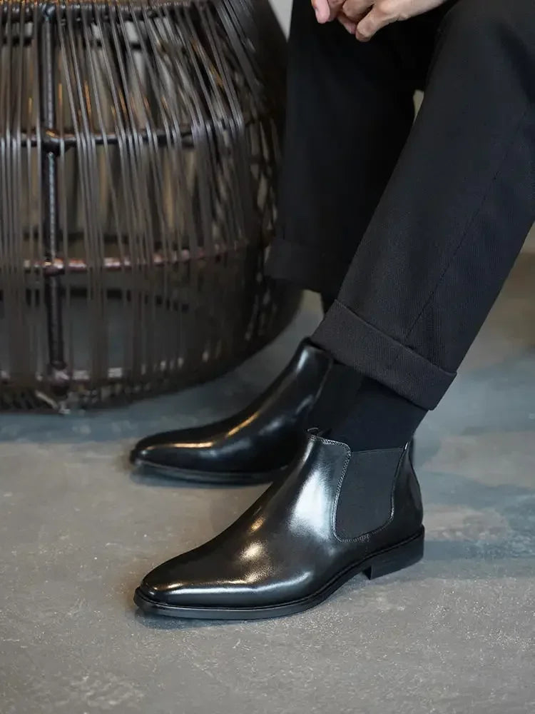 New Classic Retro Style Men Boots Autumn Winter Men Boots Elegantes Fashion Design Men Shoes Comfortable Soft Warm Chelsea Boots