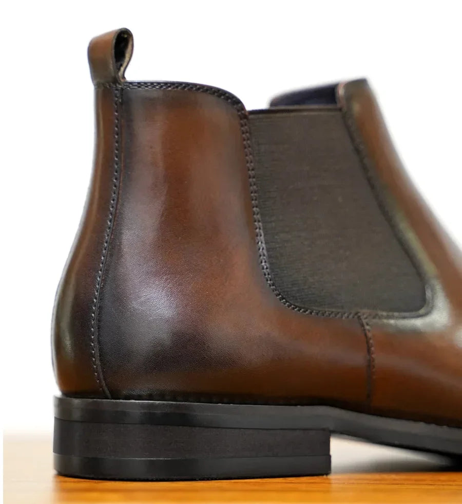 New Classic Retro Style Men Boots Autumn Winter Men Boots Elegantes Fashion Design Men Shoes Comfortable Soft Warm Chelsea Boots